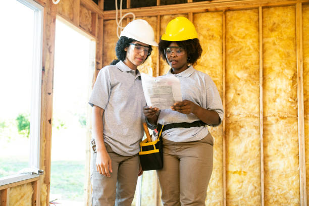 Best Fiberglass Insulation  in Montezuma, IA